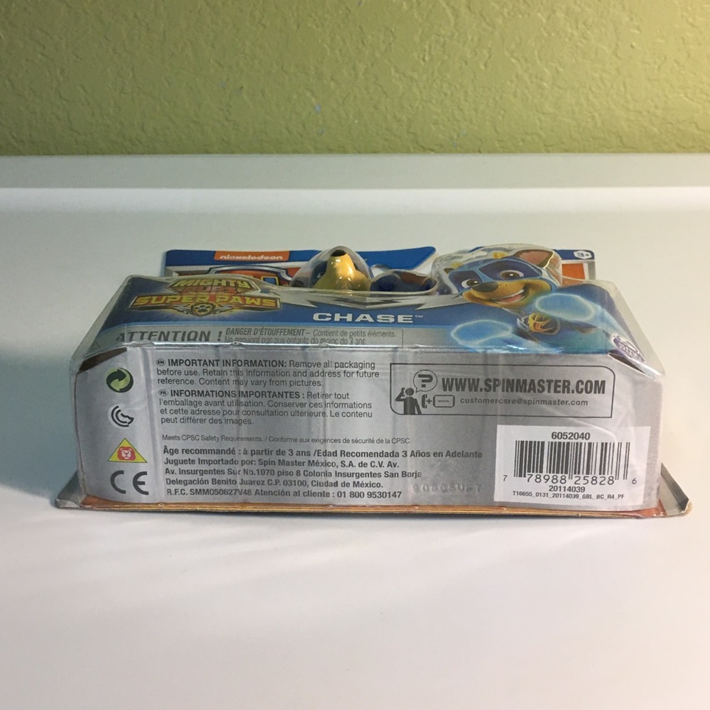 NIB Paw Patrol Mighty Pups Super Paws - Picture 4 of 7
